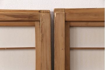 アンティーク建具　腰板ケヤキ材　ダイヤガラス　品のある和の雰囲気が素敵な裏障子付き格子戸4枚セット(引き戸、障子戸)(R-051444)