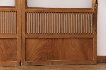 アンティーク建具　腰板ケヤキ材　落ち着いた和を醸し出す裏障子付き格子戸4枚セット(引き戸、障子戸)(R-051445)