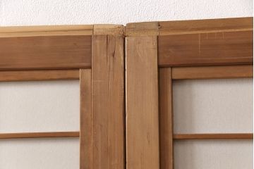 アンティーク建具　腰板ケヤキ材　落ち着いた和を醸し出す裏障子付き格子戸4枚セット(引き戸、障子戸)(R-051445)