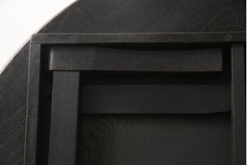 和製アンティーク　栓材　昭和中期　黒塗りの脚がかっこ良い雰囲気を醸し出す丸ちゃぶ台(座卓、折りたたみテーブル、ローテーブル)(R-051453)