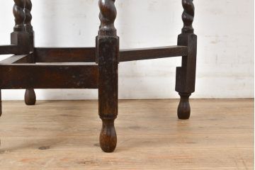 イギリスアンティーク　オーク材　ツイストレッグがクラシカルな雰囲気を高めるバタフライテーブル(エクステンションテーブル、ダイニングテーブル)(R-051454)