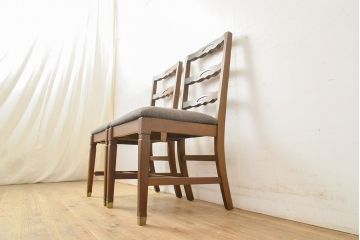アメリカヴィンテージ　ビンテージ家具　オーク材　あたたかい雰囲気を醸し出すダイニングチェア2脚セット(イス、椅子、バラ売り可能)(R-051461)