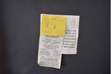 アメリカヴィンテージ　ビンテージ家具　オーク材　あたたかい雰囲気を醸し出すダイニングチェア2脚セット(イス、椅子、バラ売り可能)(R-051461)