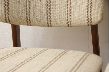 デンマークヴィンテージ　チーク材　ストライプのファブリックがお洒落なダイニングチェア2脚セット(椅子、イス、ビンテージ、北欧)(R-051468)