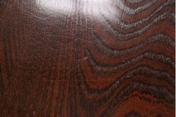 中古　美品　国産　手造り　ケヤキ・桐　上質な和の空間づくりにおすすめの民芸箪笥(収納箪笥、小タンス、リビングボード)(R-051470)