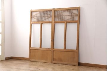 和製アンティーク　菱型の組子細工がおしゃれな組子入りガラス戸2枚セット(引き戸、建具)(R-051473)