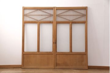 和製アンティーク　菱型の組子細工がおしゃれな組子入りガラス戸2枚セット(引き戸、建具)(R-051473)