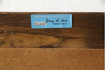 中古　DREXEL HERITAGE(ドレクセルヘリテイジ)　シンプルなデザインで取り入れやすいウォールミラー(壁掛け鏡)(R-051479)