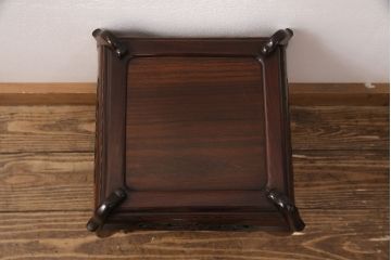 中古　伝統工芸品　大阪唐木指物　エレガントな佇まいが魅力的な総シタン材製の花台(飾り台、ディスプレイ台)(定価約14万円)(R-051482)