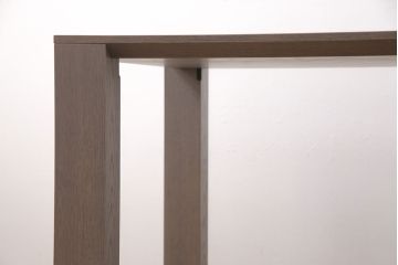 中古　極美品　2019年11月購入　arflex(アルフレックス)　AURORA(アウロラ)　グレーオーク色がモダンな印象を高めるダイニングテーブル(4人掛け、食卓)(定価約26万円)(R-051487)