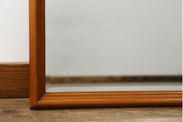 中古　美品　横浜ダニエル　シンプルながらも気品漂うウォールミラー(壁掛け鏡)(定価約16万円)(R-051490)