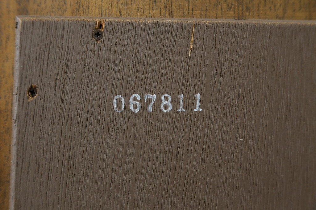 中古　美品　DREXEL HERITAGE(ドレクセルヘリテイジ)　Triune(トライユン)  クラシカルな雰囲気のウォールミラー　(R-051492)