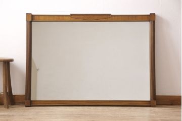 中古　美品　DREXEL HERITAGE(ドレクセルヘリテイジ)　Triune(トライユン)  クラシカルな雰囲気のウォールミラー(壁掛け鏡)(R-051493)