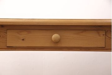 中古　PENNY WISE(ペニーワイズ)　パイン材　カントリーテイストにおすすめの温もりあふれるダイニングテーブル(4人掛け、食卓)(R-051496)(R-051496)
