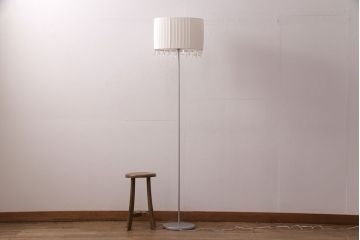 中古　エーディーコア(AD CORE)　きらきら輝く飾りがムードを高めるフロアスタンド(スタンドライト、照明)(R-051499)