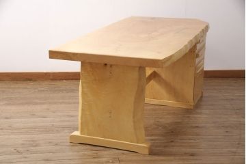 中古　国産手造り家具　総イチョウ材　極厚な一枚板(60mm)の天板が高級感を漂わせる片袖机(プレジデントデスク、ワークデスク、在宅ワーク、在宅用)(R-051500)