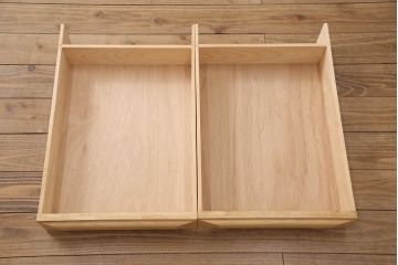 中古　国産手造り家具　総イチョウ材　極厚な一枚板(60mm)の天板が高級感を漂わせる片袖机(プレジデントデスク、ワークデスク、在宅ワーク、在宅用)(R-051500)