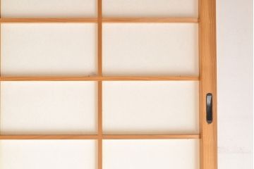 ヴィンテージ建具　和製ビンテージ　明るい木肌が和やかな雰囲気を生み出すシンプルな障子戸4枚セット(引き戸、建具)(R-051503)
