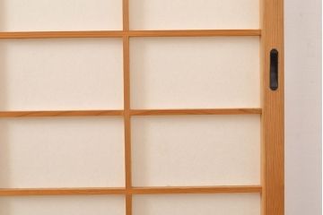 ヴィンテージ建具　和製ビンテージ　明るい木肌が和やかな雰囲気を生み出すシンプルな障子戸4枚セット(引き戸、建具)(R-051503)