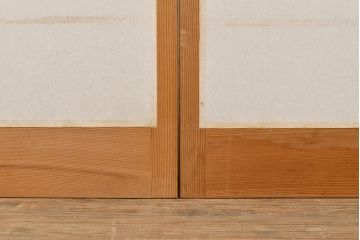 ヴィンテージ建具　和製ビンテージ　明るい木肌が和やかな雰囲気を生み出すシンプルな障子戸4枚セット(引き戸、建具)(R-051503)