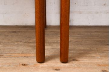 デンマークヴィンテージ　チーク材　丸味を帯びたデザインが温かみを感じるダイニングチェア4脚セット(椅子、イス、ビンテージ、北欧)(R-051505)