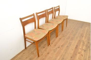 イギリスヴィンテージ　エルム材　エキゾチックな雰囲気のダイニングチェア4脚セット(椅子、イス、ビンテージ)(R-051508)