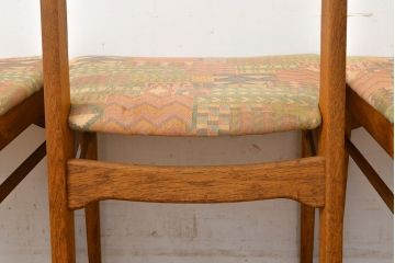イギリスヴィンテージ　エルム材　エキゾチックな雰囲気のダイニングチェア4脚セット(椅子、イス、ビンテージ)(R-051508)