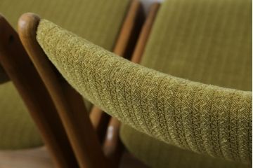 デンマークビンテージ　北欧家具　グリーンのファブリックとチーク材の木色が温かみのある空間を演出するチェア4脚セット(ダイニングチェア、ヴィンテージ)(R-051514)