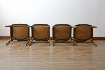 デンマークビンテージ　北欧家具　グリーンのファブリックとチーク材の木色が温かみのある空間を演出するチェア4脚セット(ダイニングチェア、ヴィンテージ)(R-051514)