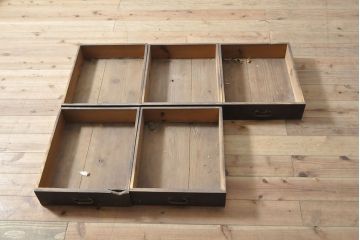和製アンティーク　前面ヒノキ材　特大サイズ!九尺収納箪笥キャビネット(水屋箪笥、食器棚、収納棚、サイドボード)(R-051517)