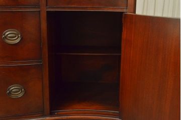 ビンテージ家具　DREXEL HERITAGE(ドレクセルヘリテイジ)　アメリカ輸入モデル　格調高い佇まいが上品なサイドボード(サイドキャビネット、収納棚、ヴィンテージ)(R-051518)