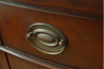 ビンテージ家具　DREXEL HERITAGE(ドレクセルヘリテイジ)　アメリカ輸入モデル　格調高い佇まいが上品なサイドボード(サイドキャビネット、収納棚、ヴィンテージ)(R-051518)