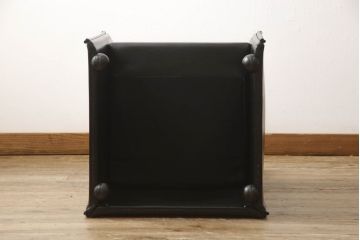 中古　美品　Cassina(カッシーナ)　401 BREAK(ブレーク)　MARIO BELLINI(マリオベリーニ)　キャスター付きアームチェア(ダイニングチェア、一人掛けソファ、1P)(定価約46万円)(R-051526)
