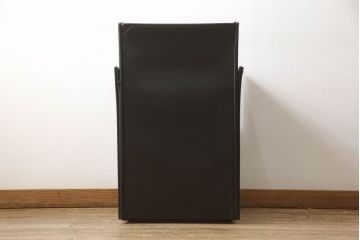 中古　美品　Cassina(カッシーナ)　401 BREAK(ブレーク)　MARIO BELLINI(マリオベリーニ)　キャスター付きアームチェア(ダイニングチェア、一人掛けソファ、1P)(定価約46万円)(R-051527)