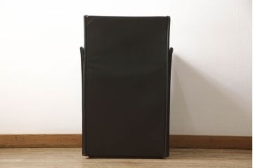 中古　美品　Cassina(カッシーナ)　401 BREAK(ブレーク)　MARIO BELLINI(マリオベリーニ)　キャスター付きアームチェア(ダイニングチェア、一人掛けソファ、1P)(定価約46万円)(R-051528)