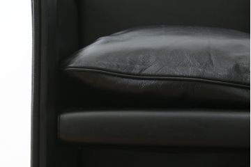 中古　美品　Cassina(カッシーナ)　401 BREAK(ブレーク)　MARIO BELLINI(マリオベリーニ)　キャスター付きアームチェア(ダイニングチェア、一人掛けソファ、1P)(定価約46万円)(R-051529)