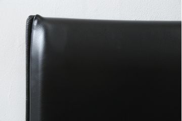 中古　美品　Cassina(カッシーナ)　401 BREAK(ブレーク)　MARIO BELLINI(マリオベリーニ)　キャスター付きアームチェア(ダイニングチェア、一人掛けソファ、1P)(定価約46万円)(R-051530)