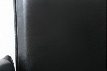 中古　美品　Cassina(カッシーナ)　401 BREAK(ブレーク)　MARIO BELLINI(マリオベリーニ)　キャスター付きアームチェア(ダイニングチェア、一人掛けソファ、1P)(定価約46万円)(R-051530)