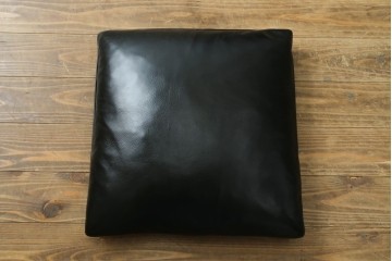 中古　美品　Cassina(カッシーナ)　401 BREAK(ブレーク)　MARIO BELLINI(マリオベリーニ)　キャスター付きアームチェア　定価約46万円　(R-051531)