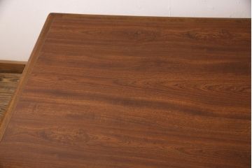 ヴィンテージ家具　和製ビンテージ　柏木工(KASHIWA・カシワ)　天板デコラ板　木の温もりを感じられるダイニングセット(ダイニングテーブル、4人掛け、ダイニングチェア4脚、板座チェア)(R-051533)