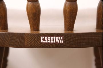 ヴィンテージ家具　和製ビンテージ　柏木工(KASHIWA・カシワ)　天板デコラ板　木の温もりを感じられるダイニングセット(ダイニングテーブル、4人掛け、ダイニングチェア4脚、板座チェア)(R-051533)