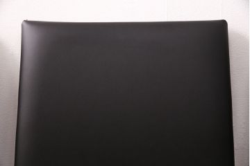 中古　美品　2019年製　アビタスタイル(AbitaStyle)　TRICK(トリック)チェア　MYC0550　シックモダンなインテリアに合うチェア4脚セット(定価 4脚で約10万4千円)(ダイニングチェア、イス、椅子)(R-051534)