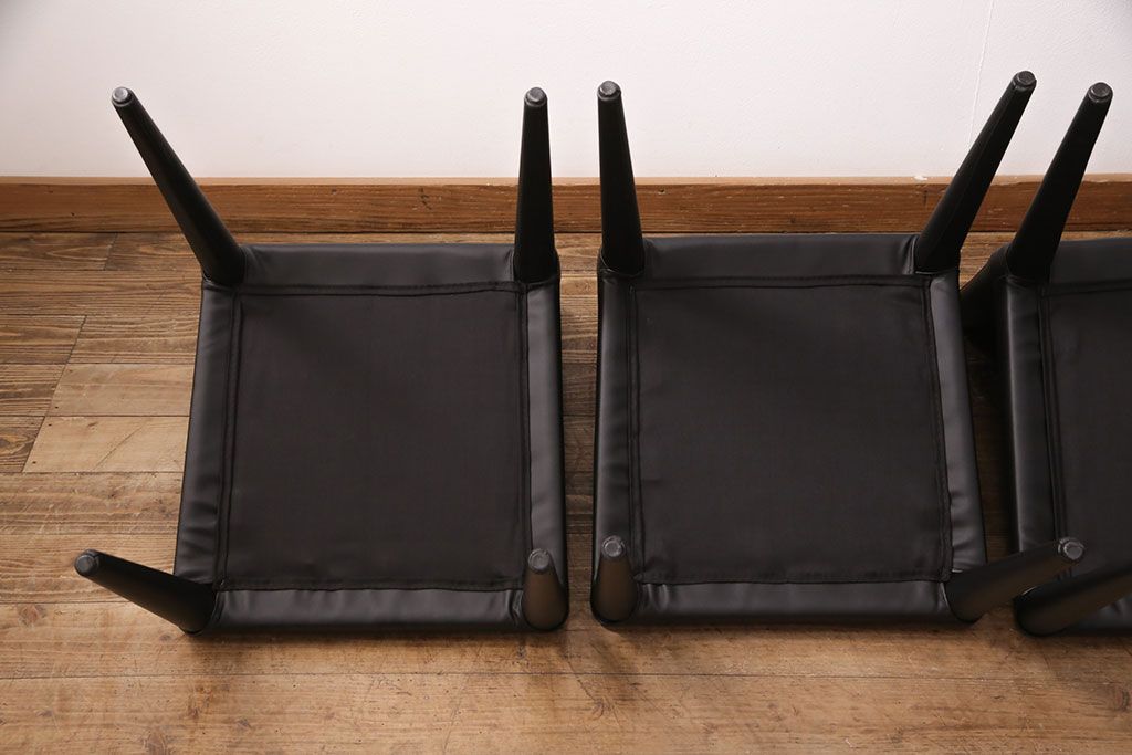 中古　美品　2019年製　アビタスタイル(AbitaStyle)　TRICK(トリック)チェア　MYC0550　シックモダンなインテリアに合うチェア4脚セット(定価 4脚で約10万4千円)(ダイニングチェア、イス、椅子)(R-051534)