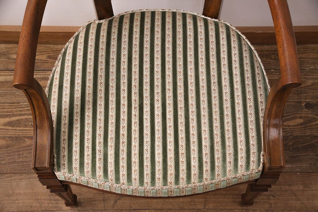 中古　美品　DREXEL HERITAGE(ドレクセルヘリテイジ)　Cameo Classics(キャメオクラシックス)　格調高い雰囲気が魅力のマホガニー製アームチェア(定価約33万円)(椅子、ダイニングチェア)(R-051539)