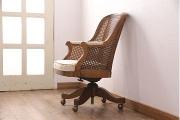 中古　美品　DREXEL HERITAGE(ドレクセルヘリテイジ)　Cameo Classics(キャメオクラシックス)　格調高い雰囲気が魅力のマホガニー製デスクチェア(定価約40万円)(椅子、オフィスチェア)(R-051540)