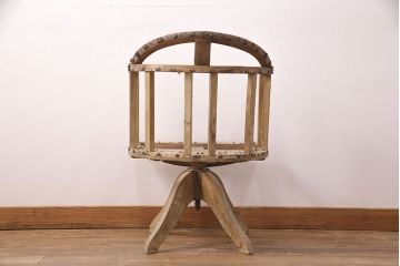 中古　ナラ材　昇降式　クラシカルな佇まいが魅力の回転イス(デスクチェア、ドクターチェア、アームチェア、回転椅子)(R-051545)