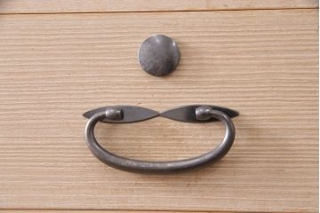 中古　加茂桐　伝統工芸士・会田勝平作　かくし付き　上品な佇まいの総桐箪笥(並厚)(総桐たんす、衣装箪笥、着物箪笥、和タンス)(R-051559)