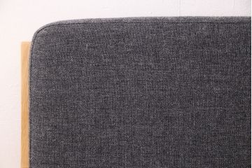 中古　極美品　ナラ材　karf(カーフ) standard label(スタンダードレーベル)　TOLIME(トリム)　温かい雰囲気が魅力的な1人掛けソファ(アームチェア、椅子)(定価約9万円)(R-051560)