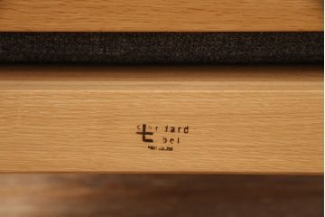 中古　極美品　ナラ材　karf(カーフ) standard label(スタンダードレーベル)　TOLIME(トリム)　温かい雰囲気が魅力的な1人掛けソファ(アームチェア、椅子)(定価約9万円)(R-051561)