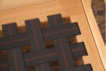 中古　極美品　ナラ材　karf(カーフ) standard label(スタンダードレーベル)　TOLIME(トリム)　温かい雰囲気が魅力的な1人掛けソファ(アームチェア、椅子)(定価約9万円)(R-051561)